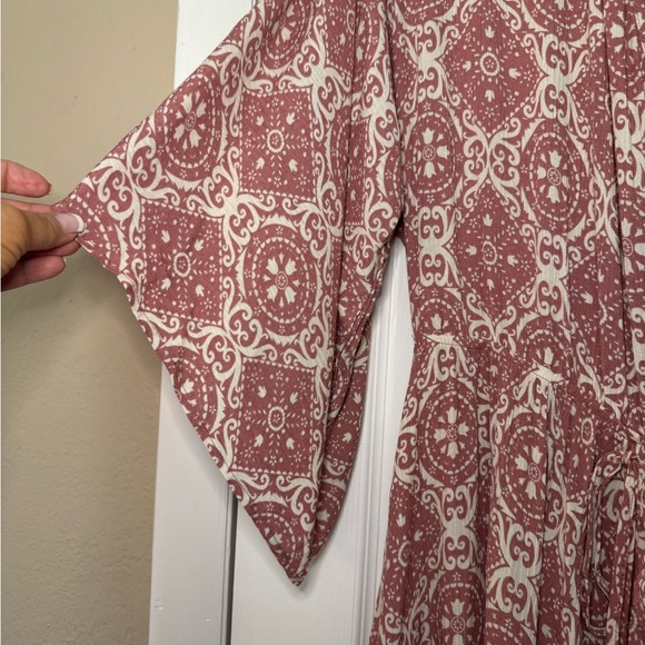 Lovestitch Red Paisley Flowy Romper Size M - Picture 7 of 9